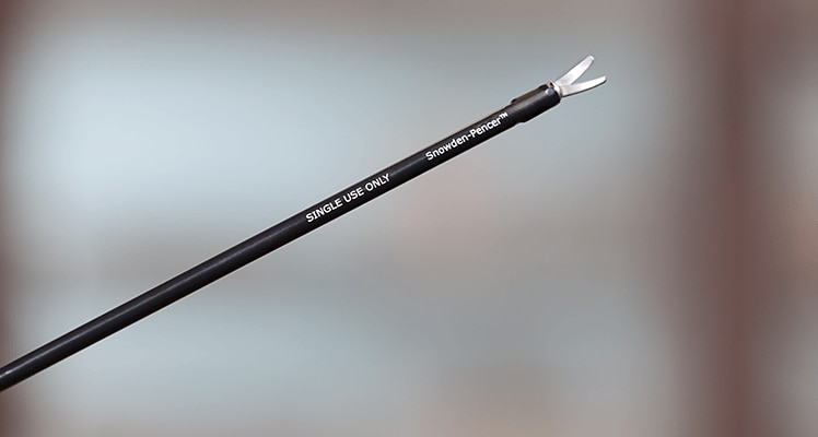 ergonomic-reposable-laparoscopic-scissors_2_VM_0312-0089.png